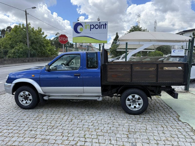 Nissan Navara D22 4x4 4 Lugares