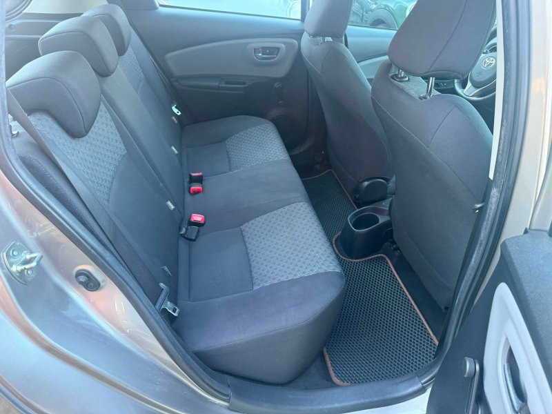 Toyota 1.4 D-4D Active - Foto 12