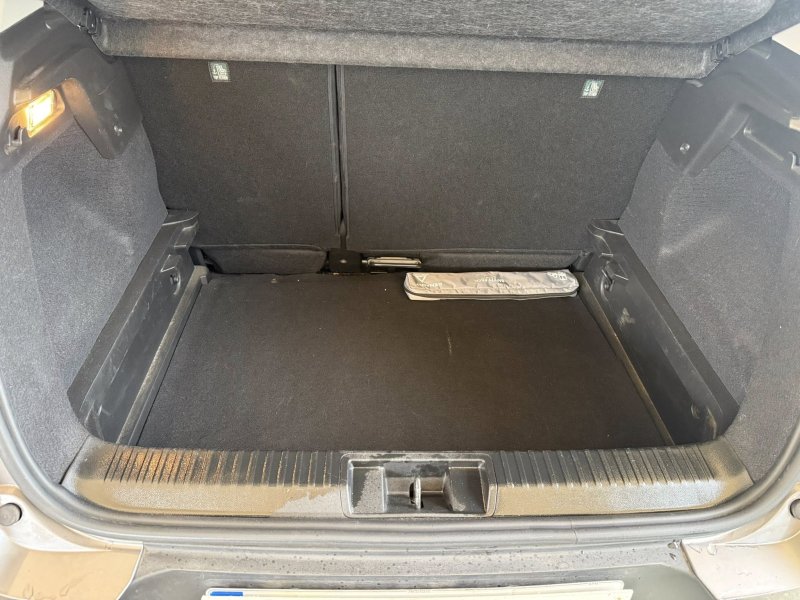 Renault Captur 1.0 TCE Life. - Foto 11