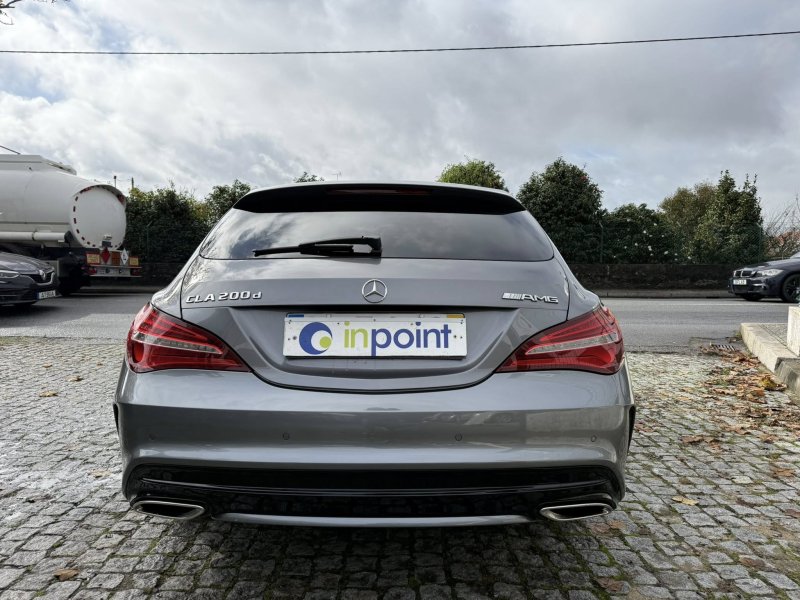 Mercedes CLA 200 d Shooting Brake AMG Line Aut. - Foto 5