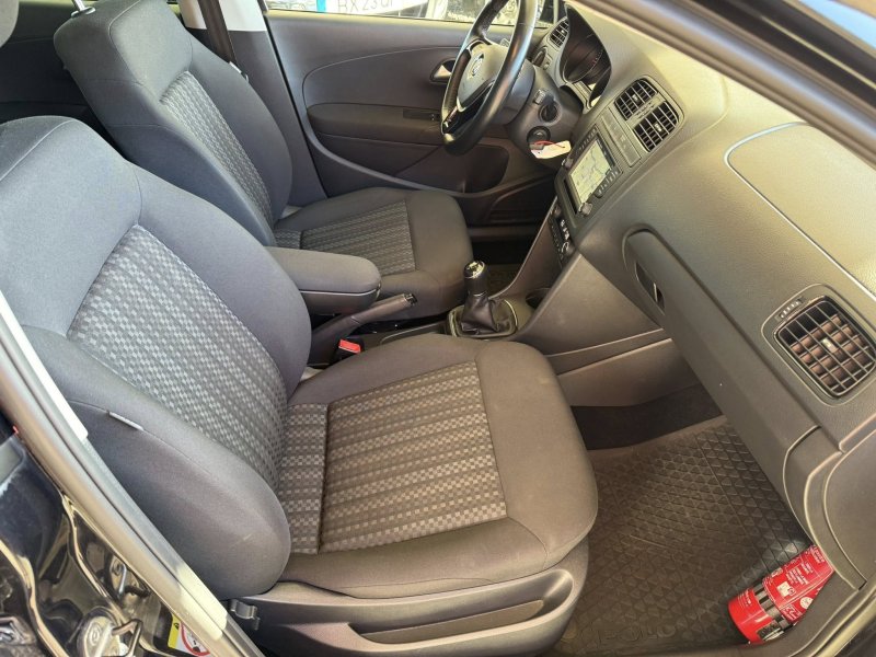 Volkswagen Polo 1.4 TDI  Trendline BlueMotion Tech - Foto 10