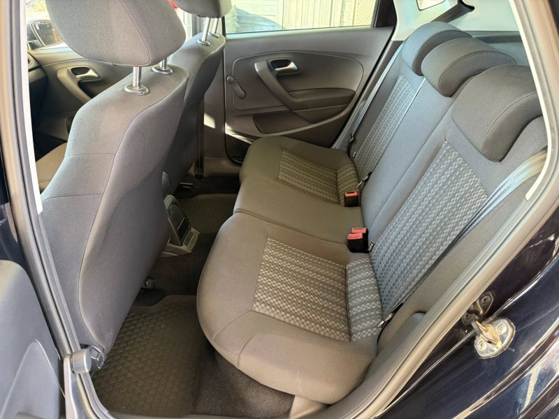 Volkswagen Polo 1.4 TDI  Trendline BlueMotion Tech - Foto 9