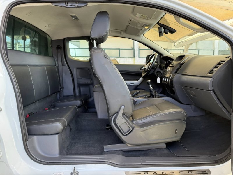 Ford Ranger 2.2 TDCI Limited 4x4 4 Lug - Foto 10